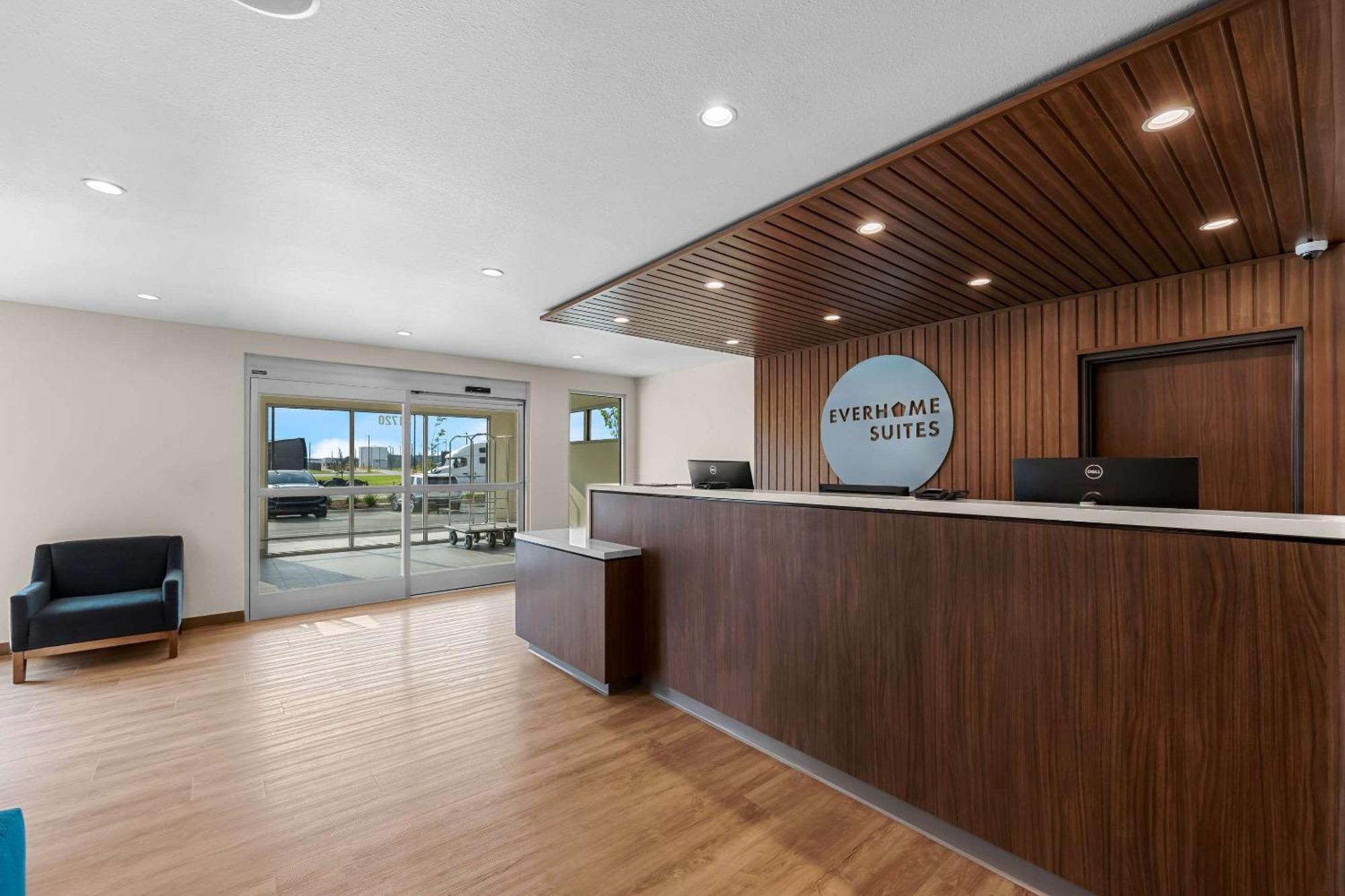 Everhome Suites Fayetteville Near Fort Bragg 外观 照片