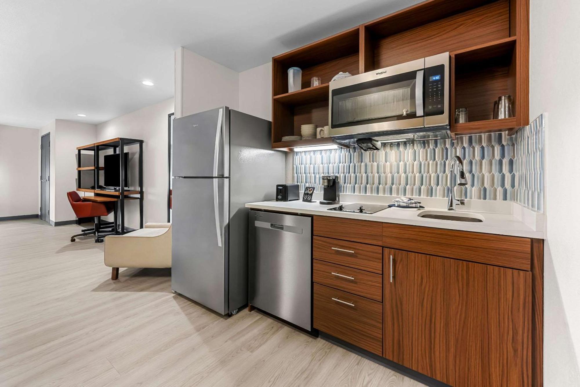 Everhome Suites Fayetteville Near Fort Bragg 外观 照片
